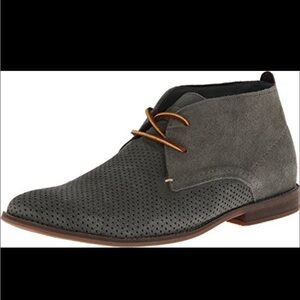 GUESS Men's Hubert Grey suede Boot dressy shoes 9 M